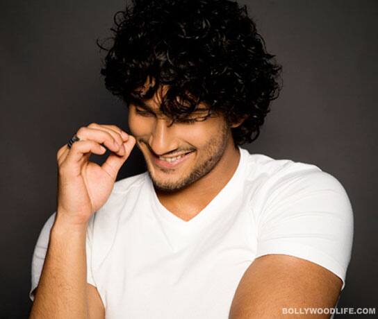 <b>Vickky Idnani on Prateik Babbar</b>
Prateik is a beautiful, lovely kid. There is something so simple about the boy and so endearing, the way he meets you or the way he talks to you. That vulnerability shows when he communicates with you. He is also a very easy model. Tantrums and attitude are so far away from him. In fact, he is a kid wanting to learn. He wants to know what you have in mind for him. And that’s a great quality between a photographer and a model. This was my second shoot with Prateik, for a movie mag. I picked up the phone and called him. He is not a professional model. He is someone who needs direction. We have to go and capture it. While we were shooting, suddenly the girl who handles his work came in. She cracked a joke and made him smile. She started talking to him and I got six shots from it. That’s the beauty of this shoot.