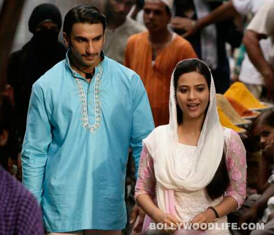 Ranveer Singh and his new girl Shooting in the heartland of India, Ricky Bahl makes his move in true Lucknowi style on an unsuspecting girl!