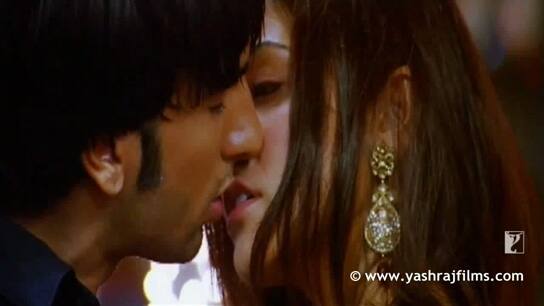The smooch sequence between Ranveer Singh and Anushka Sharma was an elaborate but natural kiss. The chemistry and comfort level between the two was obvious. It seems the actors were following the director’s step-by-step instructions to get it right and we must say they managed to portray several emotions— fear, attraction and love— all at the same time.