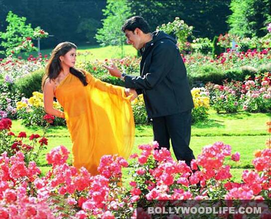 <b>Dhaai Akshar Prem Ke:</b>In 2000 they came together for the first time. While Aishwarya Rai was on her tenth film, Jr Bachchan was still a fledgling in the industry. This was his third film and he looked like a teenager next to the former Miss World. Also, back then, both were romantically linked elsewhere, Ash with Salman Khan and Abhi with Karisma Kapoor. This film and its leading actors lacked sparks onscreen as well as off screen.