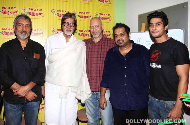 (l-r) Prakash Jha, Amitabh Bachchan, Loy Mendonsa with band mate Shankar Mahadevan and Prateik