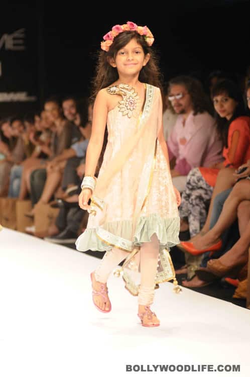 LFW: Karisma’s niece, Chunky’s daughter on ramp