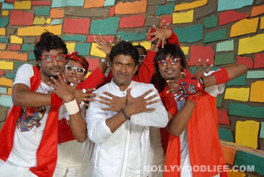 The TV rights of the film were sold for a record Rs 3.5 crore and the audio rights went for Rs 70 lakhs. 