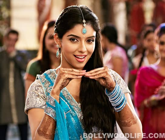 Garba songs: Bollywood creates the mood for Navratri - Bollywoodlife.com