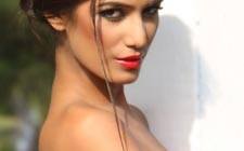 poonam pandey strips for indian cricket team - Get Latest News & Movie