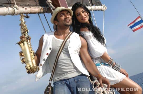 7aam Arivu: Suriya and Shruti Haasan sizzle
