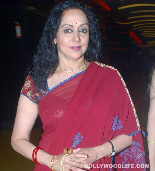 Hema Malini upstages Eesha Deol at ‘Tell Me O KKhuda’ music launch