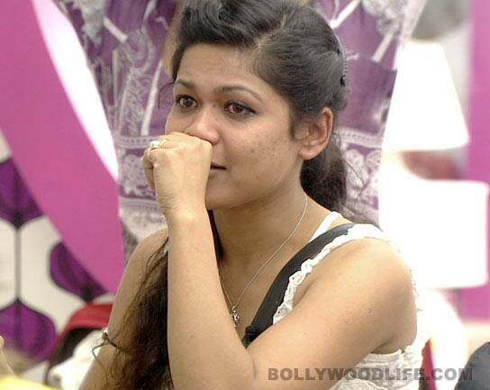 BIGG BOSS 5: Nihita Biswas cries on Day 1