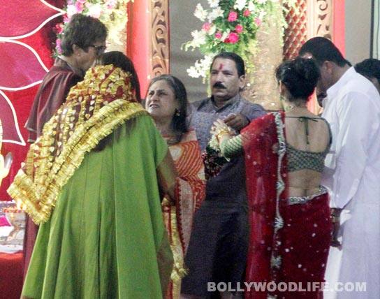 Big B, Jaya Bachchan and Ash 
