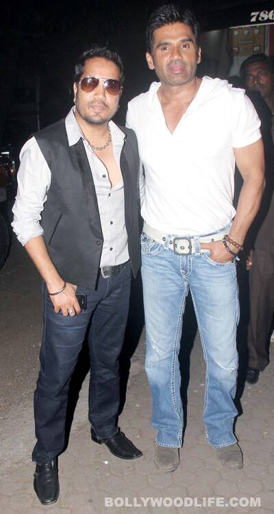 Mika and Sunil Shetty 