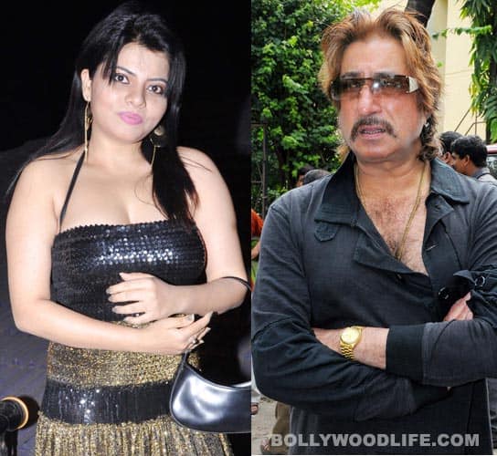 shradha-sharma-shakti-kapoor_051011