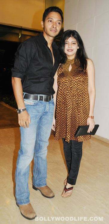 Shreyas Talapade along with his wife