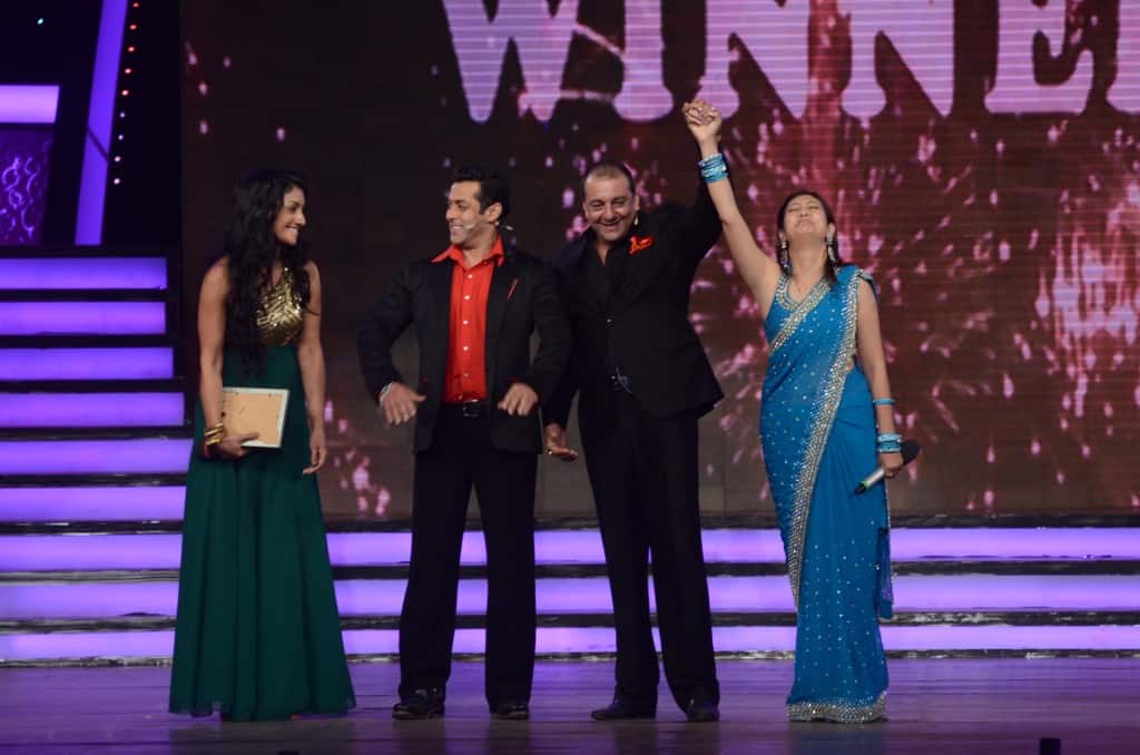 Juhi Parmar wins Bigg Boss 5! Juhi Parmar wins Bigg Boss 5!