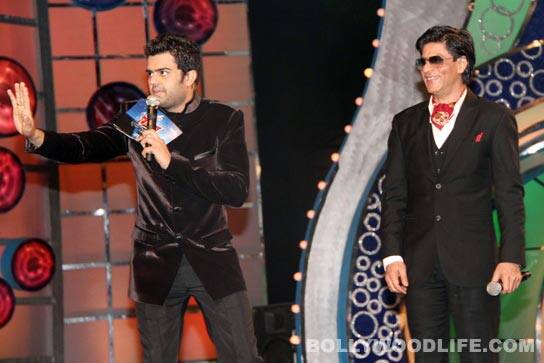 Manish Paul and Shahrukh Khan