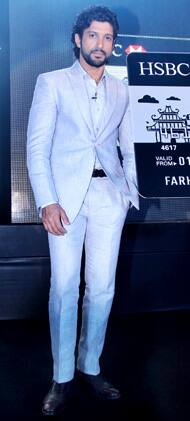 Farhan Akhtar looks dapper in a suit