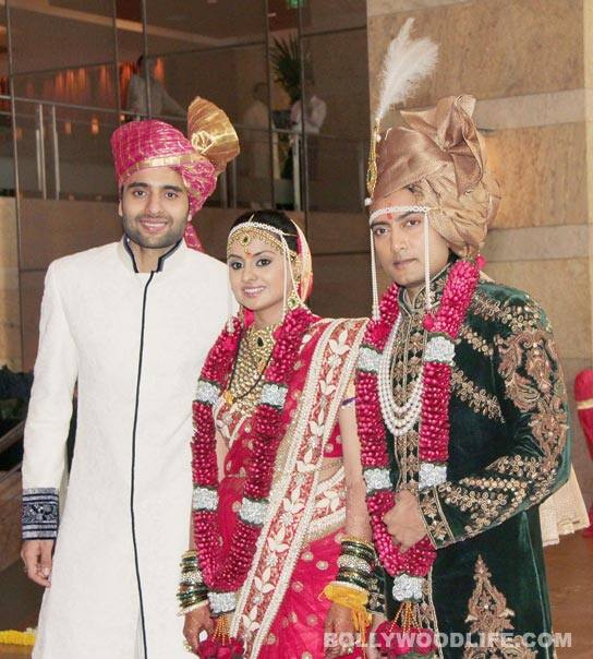Jackky Bhagnani along with Dhiraj Deshmukh and Honey Bhagnani 