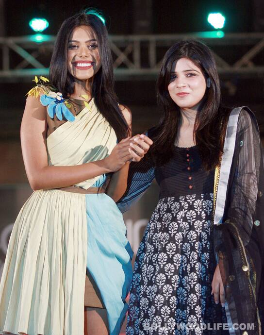 Natasha Suri with a model