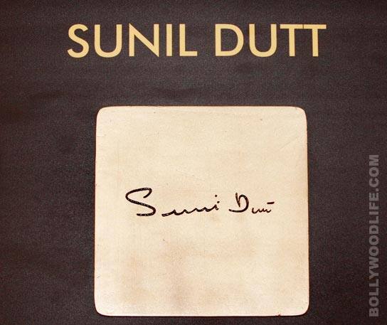 Sunil Dutt's signature unveiled 