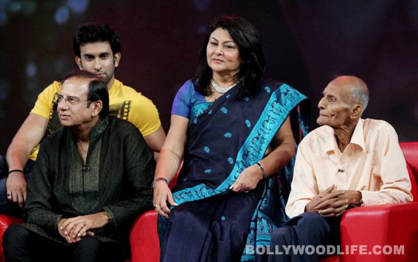 Sushmita Sen on the sets of Raveena Tandon's 'Issi Ka Naam Zindagi'