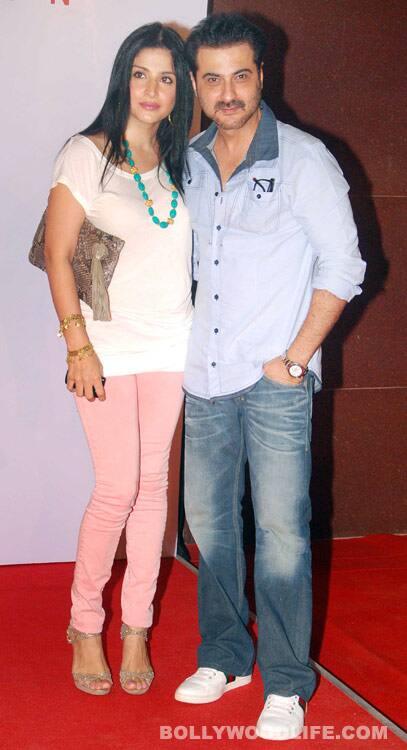 Sanjay Kapur along with wife Maheep 