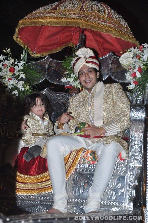 Salman Khan attends Bappa Lahiri-Taneesha Verma wedding ceremony Swastik Bansal with groom Bappa Lahiri