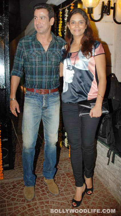 Ronit Roy along with his wife 