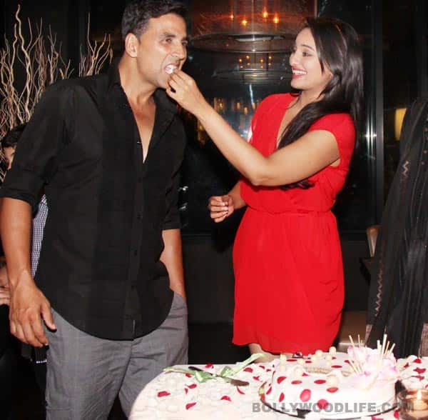 Akshay and Sonakshi 