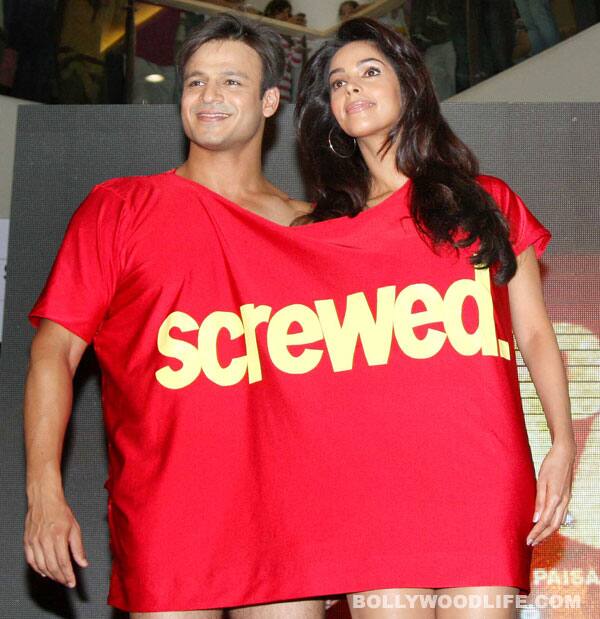 Mallika-Sherawat-and-Vivek-Oberoi-2-300712