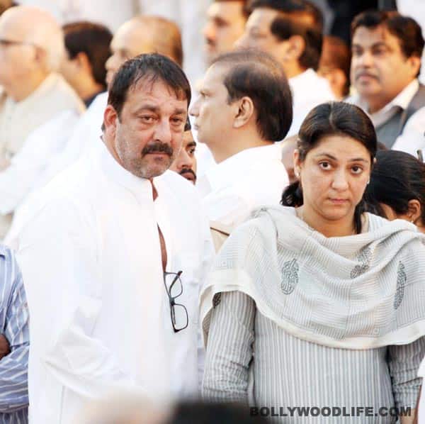 Balasaheb Thackeray funeral pics: Amitabh Bachchan, Sanjay Dutt, Riteish Deshmukh pay their last respects