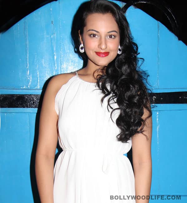 Sonakshi Sinha takes a dig at size-zero heroines!
