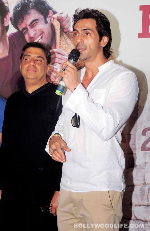 Arjun-Rampal-211212