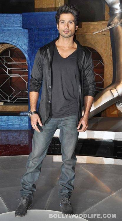 <b>Shahid Kapoor</b>
Here’s the actor who is buried so deep in his work that he apparently forgot, or perhaps found no time, to make appearances at the recent award shows. But out of sight, in no way means out of mind for this one when it comes to listing out the most eligible bachelors of B-town, right? So tell us, do you think Shahid, with his high and dry phases intact, makes a perfect eligible bachelor?
