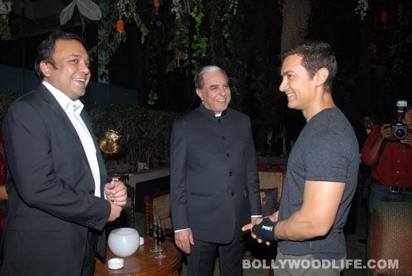 ZEE TV CEO Puneet Goenka, Subhash Chandra Goel and Aamir Khan