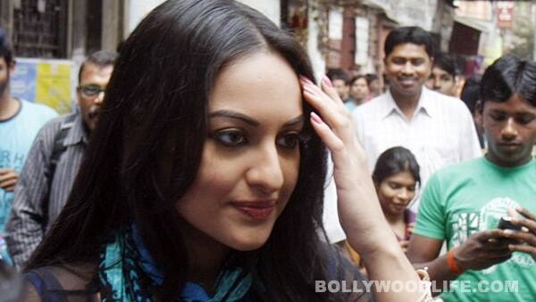 Gallery: Bullet Raja behind the scenes pics: Saif Ali Khan looks middle-class, Sonakshi Sinha is uber feminine