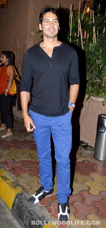 Farhan Akhtar, Kangna Ranaut, Dino Morea, Mugdha Godse at Kai Po Che premiere Dino Morea