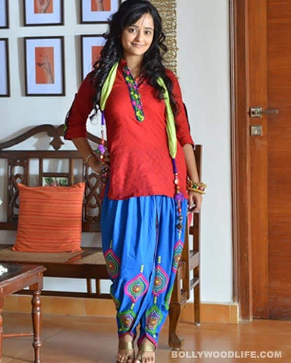 <b>Jayashree Venketaramanan aka Navika of Na Bole Tum Na Maine Kuch Kaha</b>
<br><br>
This women’s day I’ll celebrate woman-hood and cherish my feminity with pride.  I wish all the dignified ladies out there - a social-worker, a working-woman, a home-maker, a student, an entrepreneur or simply ‘a woman’ a very Happy Women’s Day.