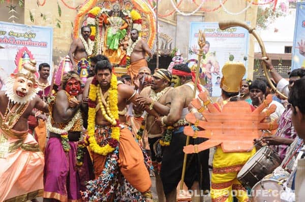 Boologam first look: Jayam Ravi is a boxer