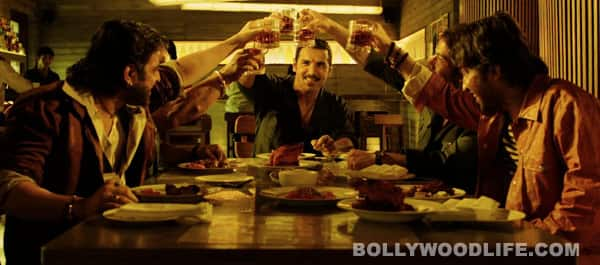 Shootout At Wadala uncensored dialogue video: John Abraham, Tusshar Kapoor and Siddhanth Kapoor swear and curse!