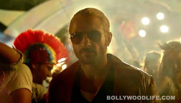 Saif Ali Khan wants people to get robbed… gradually!