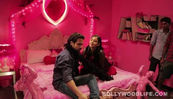 Ghanchakkar song Lazy lad making: Vidya Balan gets dirtier than The Dirty Picture! Ghanchakkar song Lazy lad making: Vidya Balan gets dirtier than The Dirty Picture!