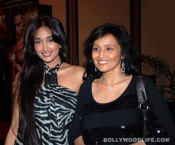 Jiah Khan suicide: Unrequited love killed her not her career, says mother Rabiya Khan Jiah Khan suicide: Unrequited love killed her not her career, says mother Rabiya Khan