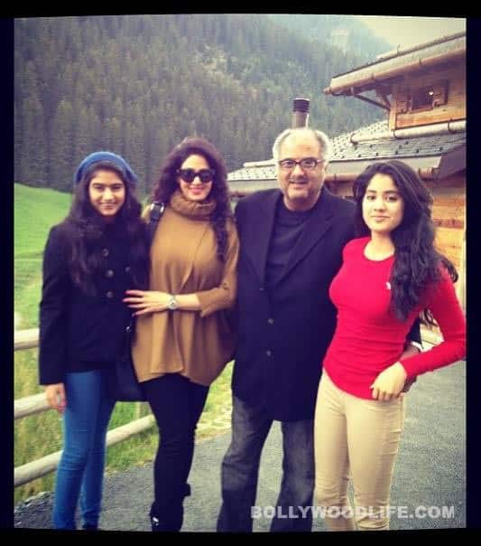 sridevi-boney-kapoor-daughters