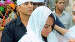 Akshay Kumar and Sonakshi Sinha at Ajmer Sharif