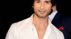 Shahid Kapoor to go bald for Hamlet