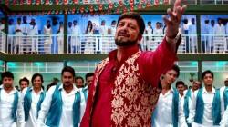 Sanjay Dutt in Khochey Pathan Song