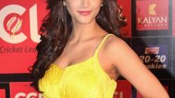 Shruti Haasan denies doing a negative role in her upcoming film