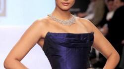 Is Sonam Kapoor more fashionable than Deepika Padukone and Priyanka Chopra?