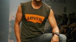 Akshay Kumar to promote Boss by jumping off the highest building