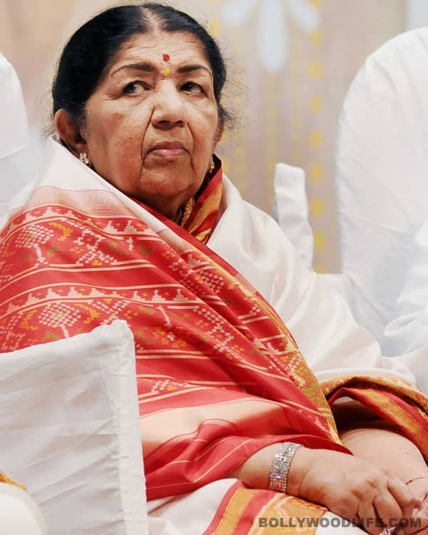 Lata Mangeshkar amidst controversy for recommending sister Usha’s name