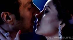Why was Sunny Deol nervous while kissing in Singh Saab the Great?